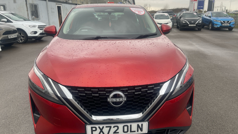 Nissan Qashqai 1.3 DiG-T MH Acenta Premium 5dr Petrol Hatchback